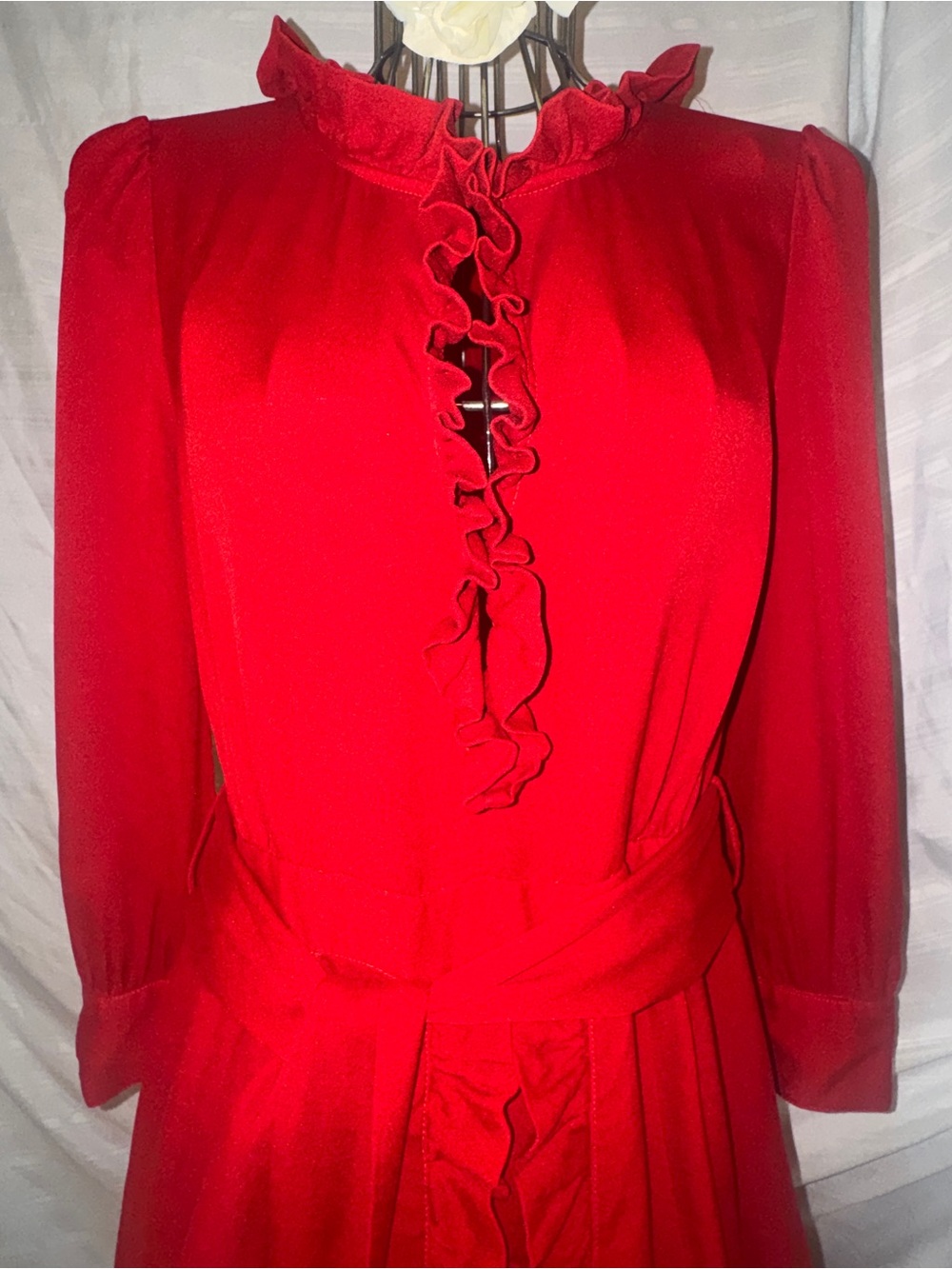 Marc Jacobs 100% Silk Red Ruffled 3/4 Sleeve Dress with Belt, 10 - Picture 4 of 14